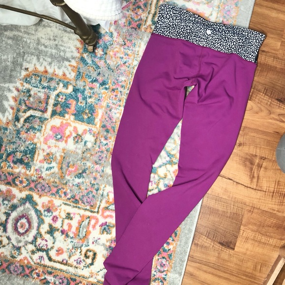 Lululemon Wunder Under Leggings Reversible Plum 6 - Picture 11 of 16